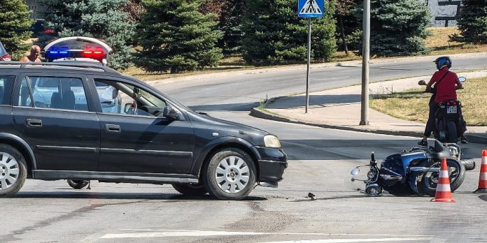 Motociklista teško povrijeđen u sudaru u Zenici