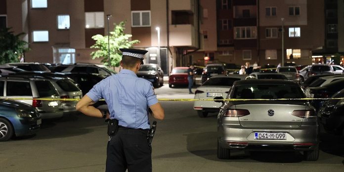 Masovna tučnjava u Laktašima: Šestorica pijanih muškaraca presrela i pretukla sugrađanina, uhapšeno sedam osoba