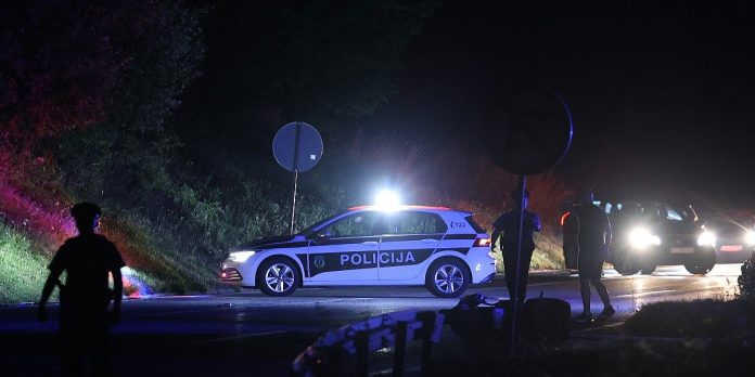 Teška nesreća u Kamenici kod Semizovca: Jedna osoba povrijeđena, saobraćaj obustavljen